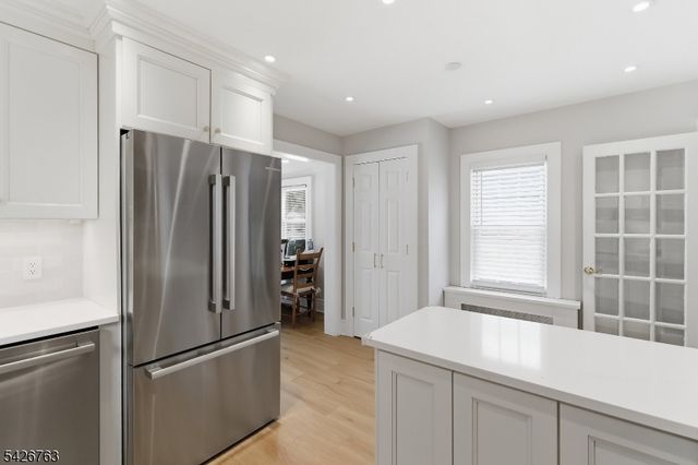 26 Maple Ave, Morris Plains Boro, NJ 07950