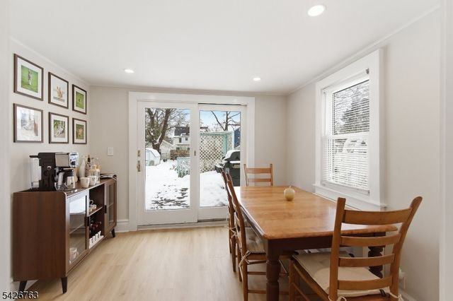 26 Maple Ave, Morris Plains Boro, NJ 07950