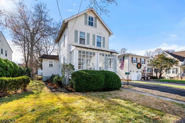 26 Maple Ave, Morris Plains Boro, NJ 07950