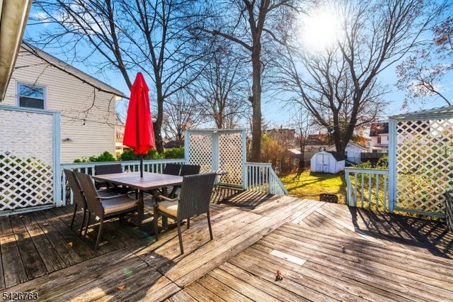 26 Maple Ave, Morris Plains Boro, NJ 07950