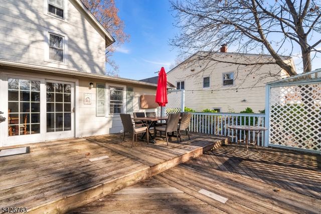 26 Maple Ave, Morris Plains Boro, NJ 07950