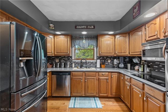 64243 Sand Hill Road, Bellaire, OH 43906