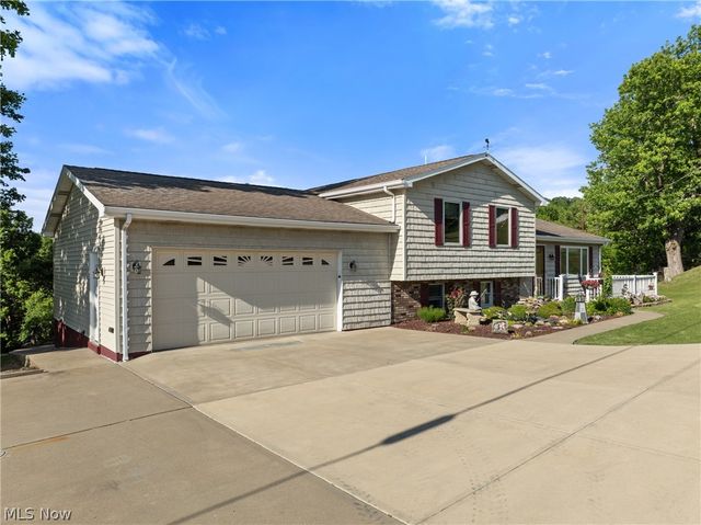 64243 Sand Hill Road, Bellaire, OH 43906