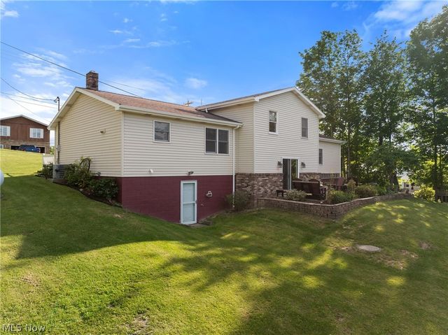 64243 Sand Hill Road, Bellaire, OH 43906