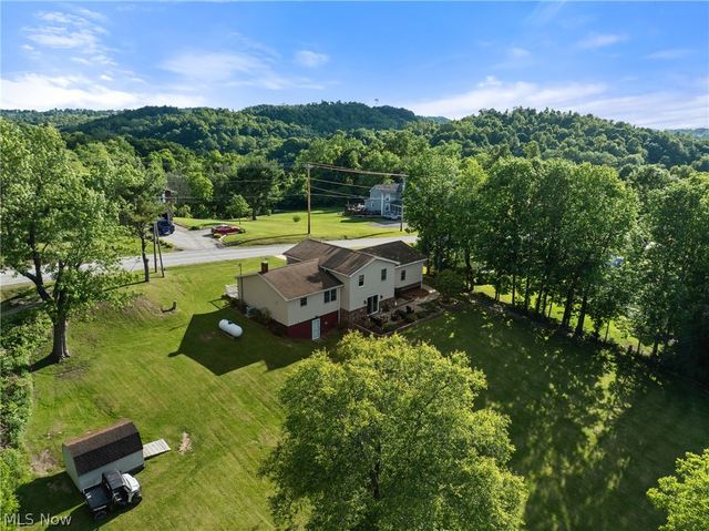 64243 Sand Hill Road, Bellaire, OH 43906