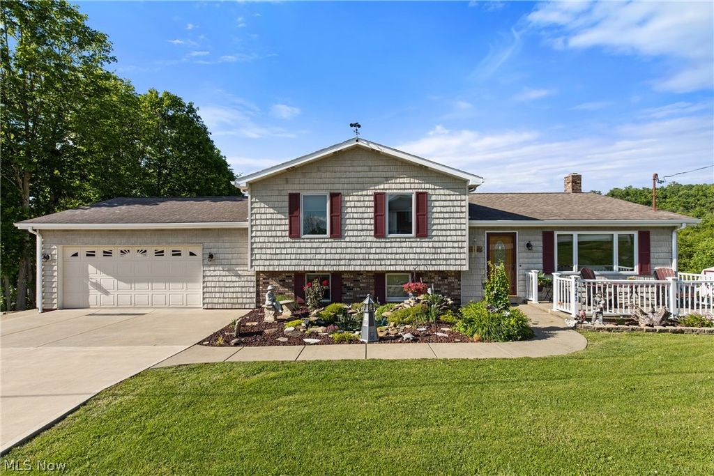 64243 Sand Hill Road, Bellaire, OH 43906