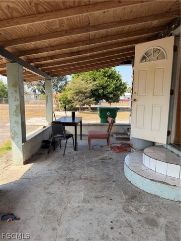 1274 Hookers Point RD, Clewiston, FL 33440