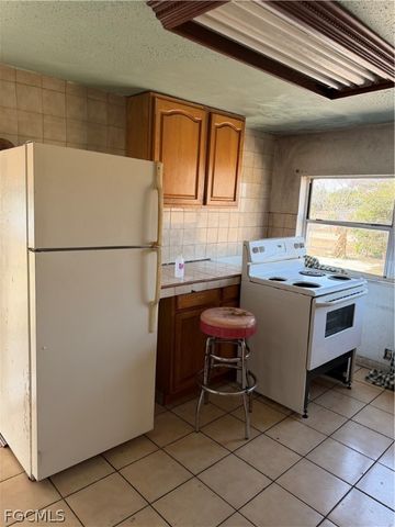 1274 Hookers Point RD, Clewiston, FL 33440