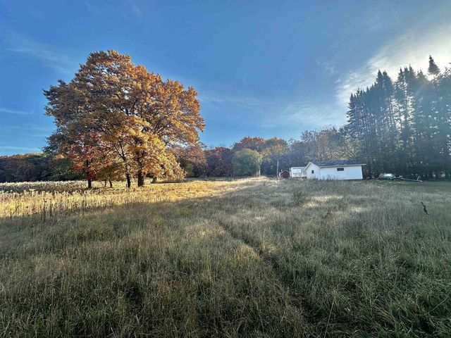 W1712 Deerborn Drive, Neshkoro, WI 54960