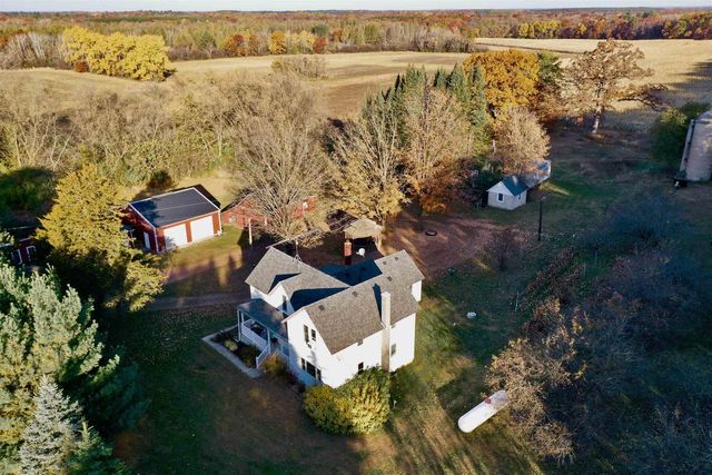 W1712 Deerborn Drive, Neshkoro, WI 54960