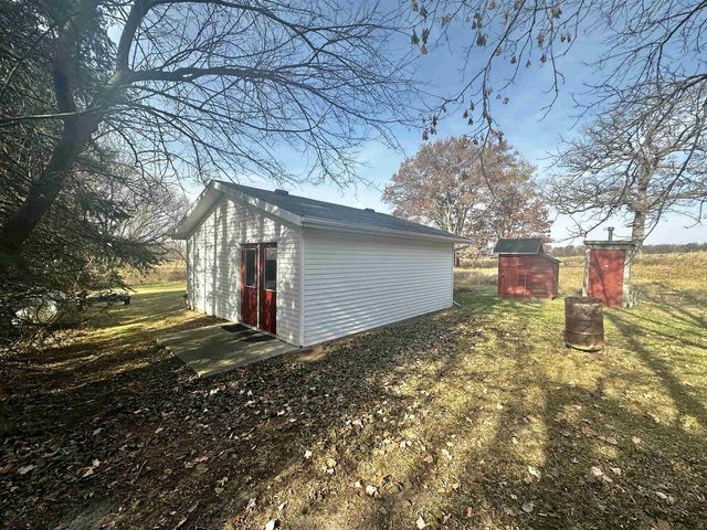 W1712 Deerborn Drive, Neshkoro, WI 54960