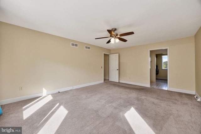 140 LLOYD RD, West Grove, PA 19390