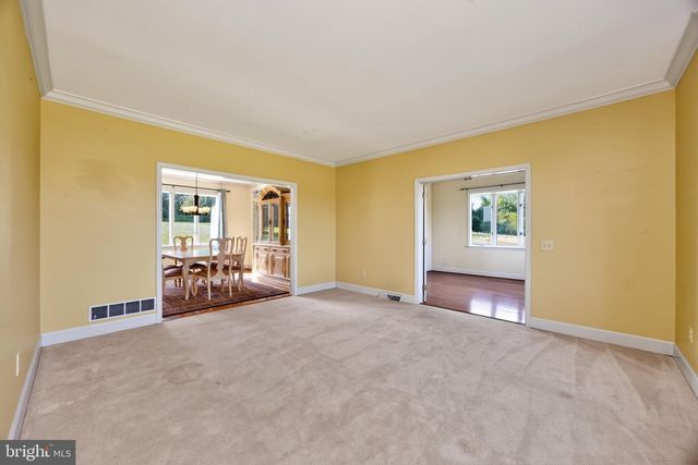 140 LLOYD RD, West Grove, PA 19390