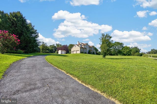 140 LLOYD RD, West Grove, PA 19390