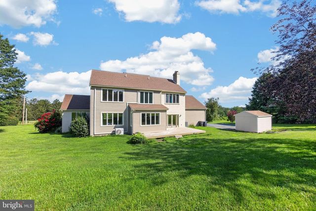 140 LLOYD RD, West Grove, PA 19390