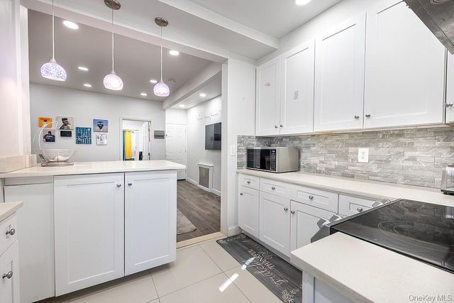 555 S 5th Avenue, Mount Vernon, NY 10550