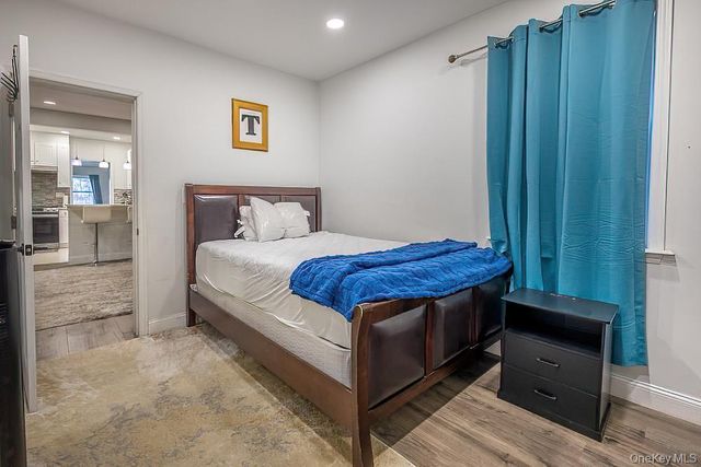 555 S 5th Avenue, Mount Vernon, NY 10550