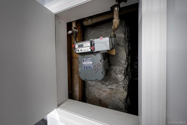 555 S 5th Avenue, Mount Vernon, NY 10550