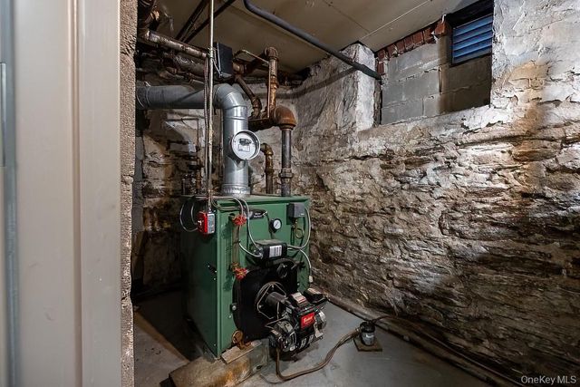 555 S 5th Avenue, Mount Vernon, NY 10550