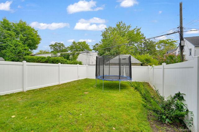 555 S 5th Avenue, Mount Vernon, NY 10550