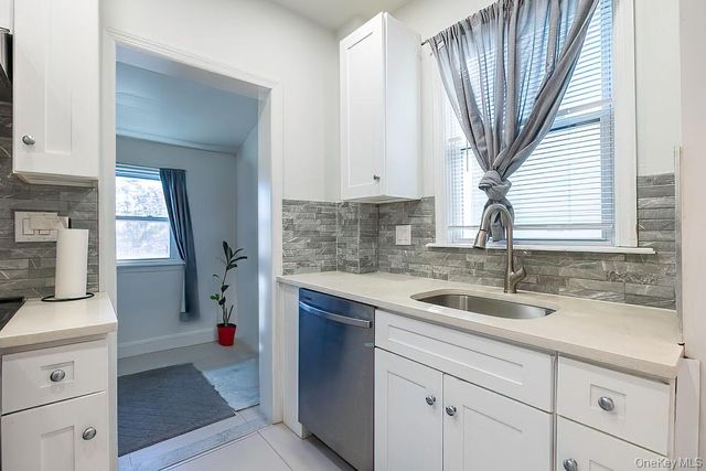 555 S 5th Avenue, Mount Vernon, NY 10550