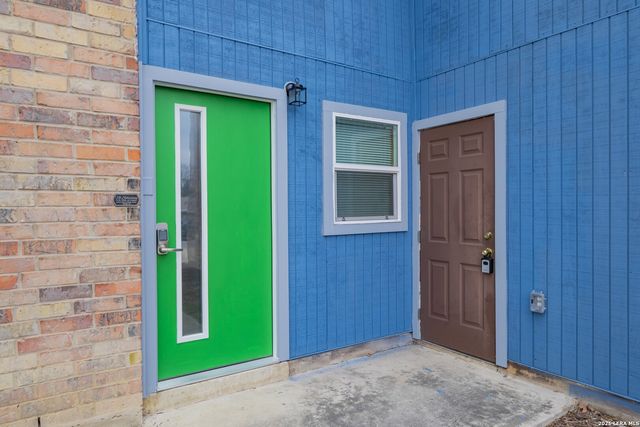 113 Friendswood Path, Universal City, TX 78148