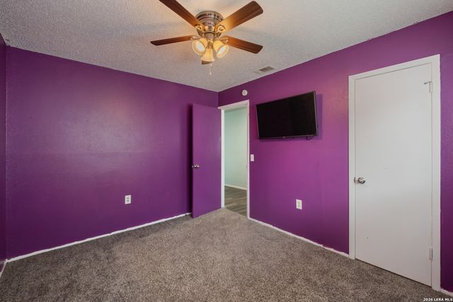 113 Friendswood Path, Universal City, TX 78148