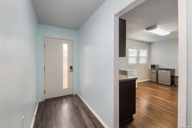 113 Friendswood Path, Universal City, TX 78148