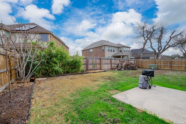 113 Friendswood Path, Universal City, TX 78148