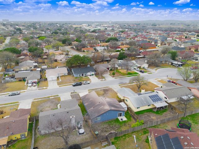 113 Friendswood Path, Universal City, TX 78148