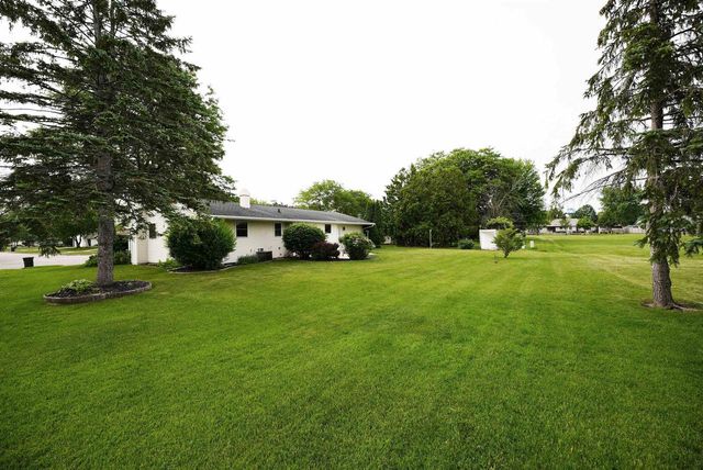 1238 STINE WAY, De Pere, WI 54115