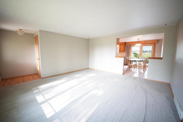 1238 STINE WAY, De Pere, WI 54115