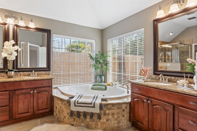 4011 W Pine Brook Way, Houston, TX 77059