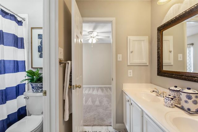 4011 W Pine Brook Way, Houston, TX 77059