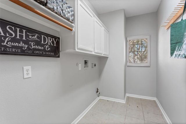 4011 W Pine Brook Way, Houston, TX 77059