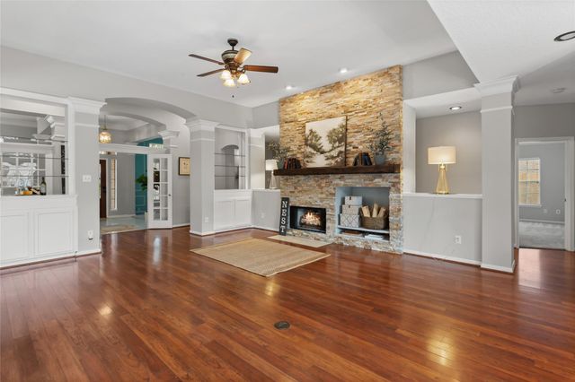 4011 W Pine Brook Way, Houston, TX 77059