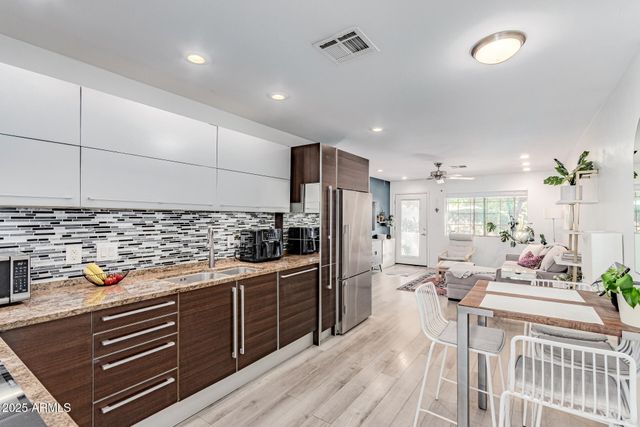 1850 E MARYLAND Avenue 42, Phoenix, AZ 85016