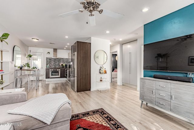 1850 E MARYLAND Avenue 42, Phoenix, AZ 85016