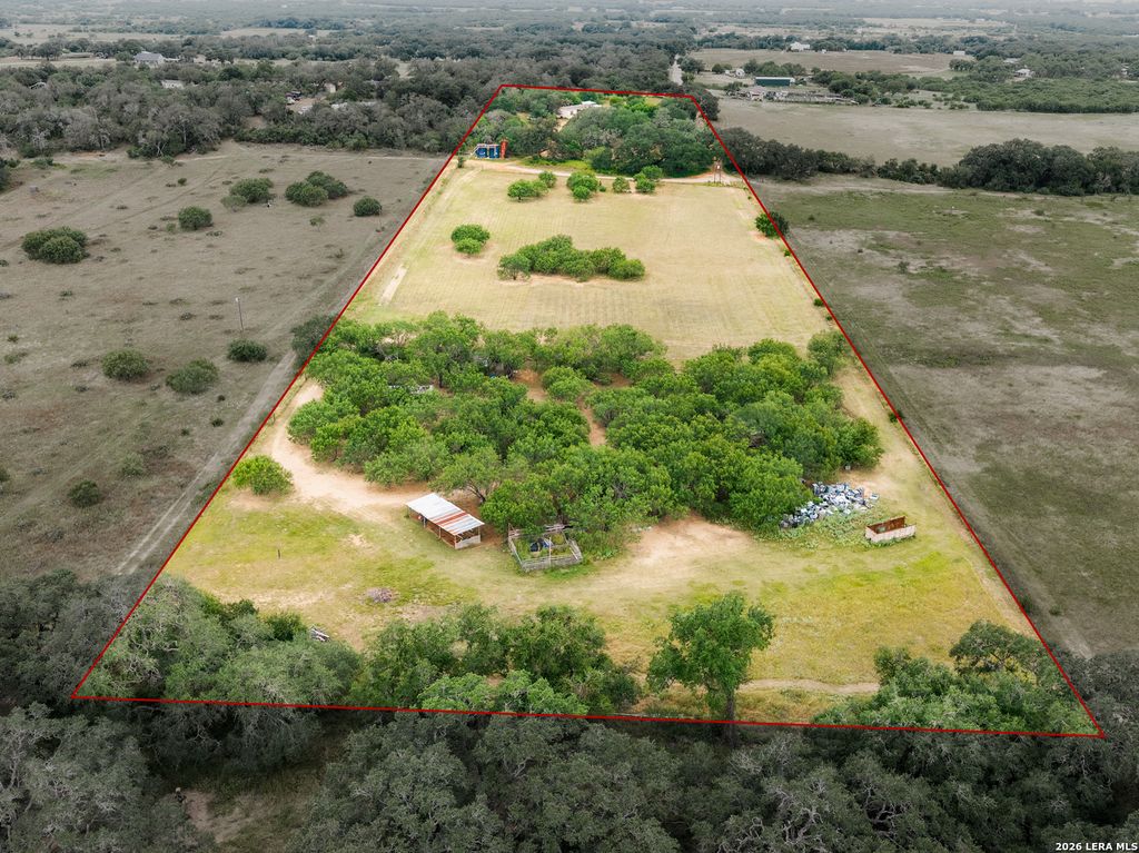 1470 PATTON RD, Somerset, TX 78069