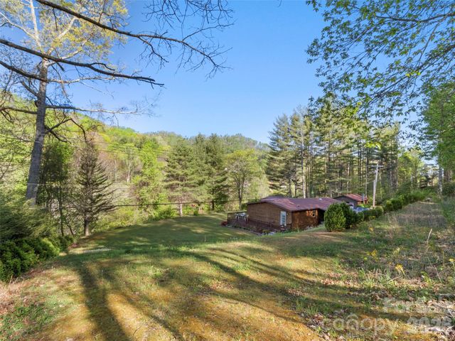 1270 Old Mine Fork Road, Burnsville, NC 28714