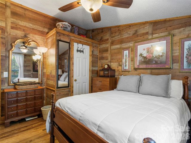 1270 Old Mine Fork Road, Burnsville, NC 28714