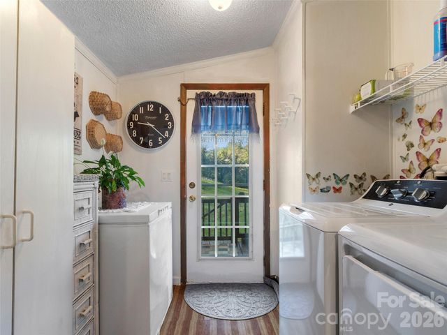 1270 Old Mine Fork Road, Burnsville, NC 28714