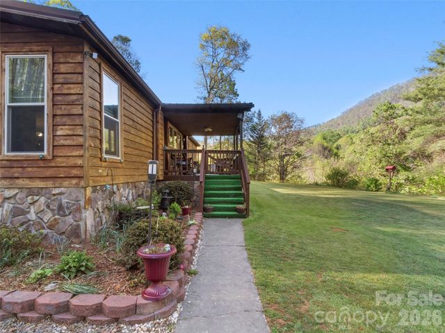 1270 Old Mine Fork Road, Burnsville, NC 28714