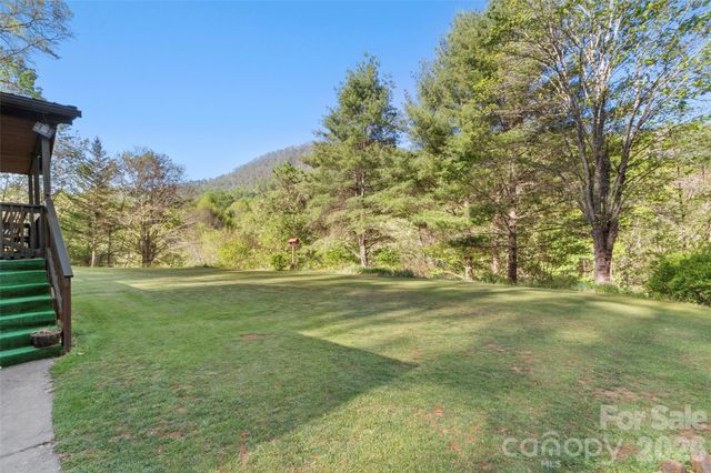 1270 Old Mine Fork Road, Burnsville, NC 28714