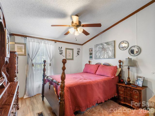 1270 Old Mine Fork Road, Burnsville, NC 28714