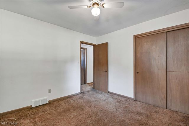 6213 Nelwood Road, Parma Heights, OH 44130