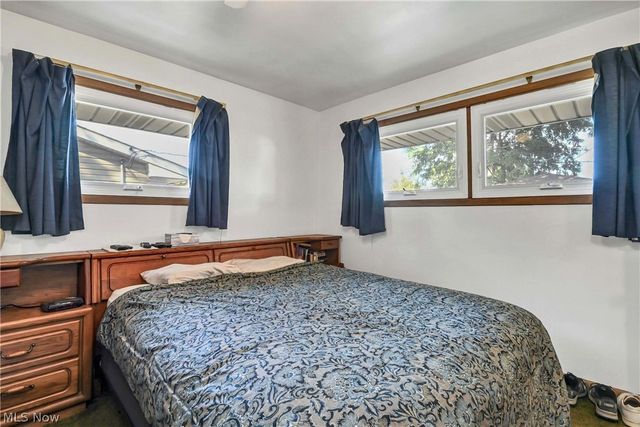 6213 Nelwood Road, Parma Heights, OH 44130