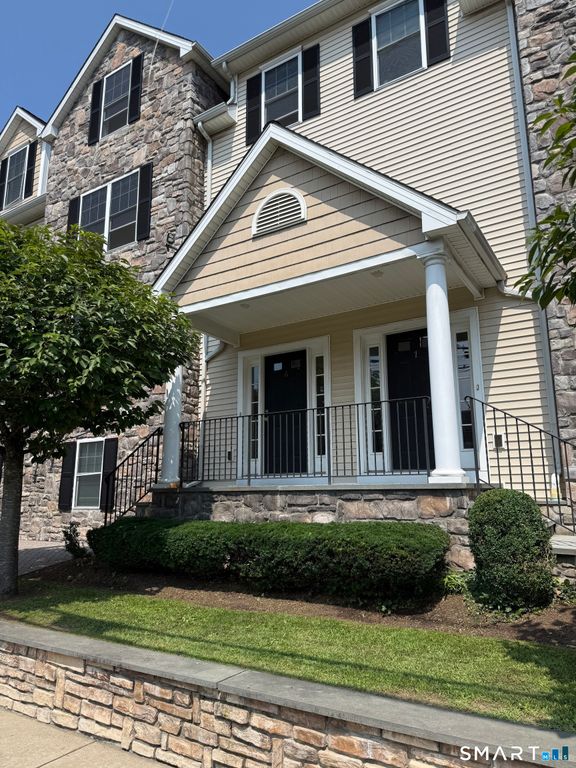 1707 Summer Street 6, Stamford, CT 06905