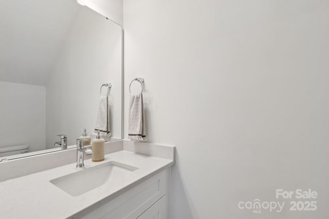 5399 Toano Road, Charlotte, NC 28215