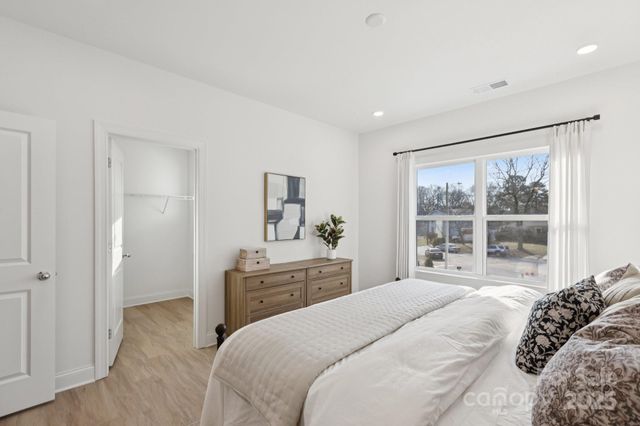 5399 Toano Road, Charlotte, NC 28215